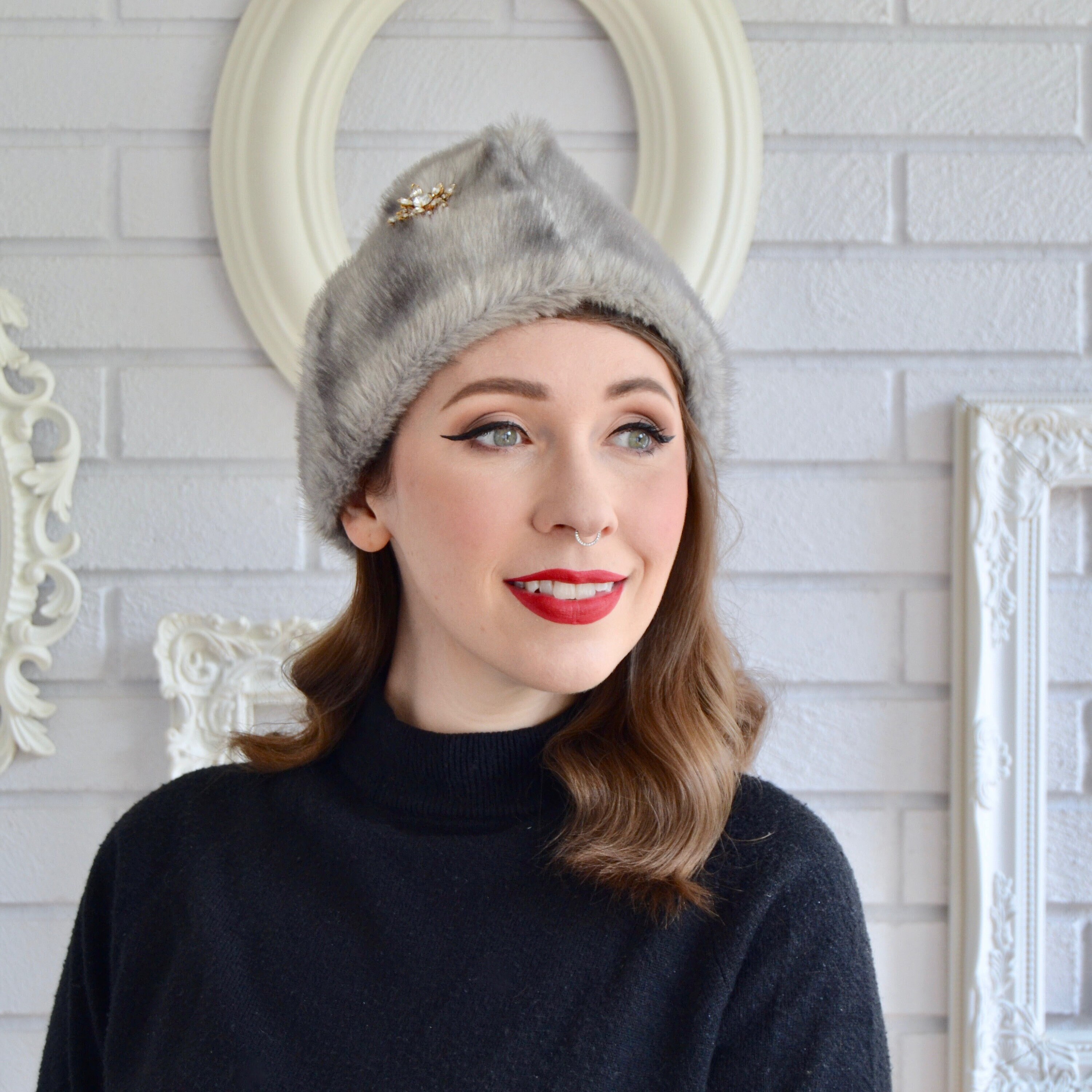 Vintage Jeanne Fashions Gray Faux Fur Pillbox Hat Rhinestone Imported Pillbox Gray Vintage Hats for Women for sale | eBay main image 3