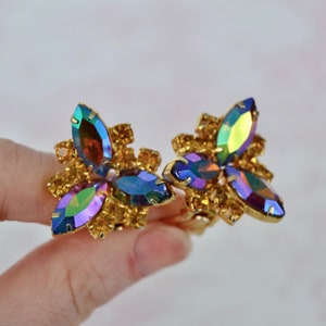 Vintage Clip-On Earrings with Golden Rhinestones and Iridescent Stones image 10