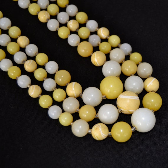 Vintage Necklace with Three Strands of Plastic Of… - image 1