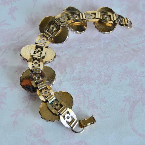 Vintage Bracelet Made of Gold Tone Metal with Gla… - image 7