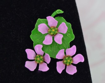 Vintage Lily Pad and Flowers Brooch Made of Metal and Paint Enamel