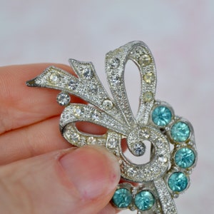 Vintage Bow Brooch with Clear and Blue Rhinestones Mades of Pot Metal image 6