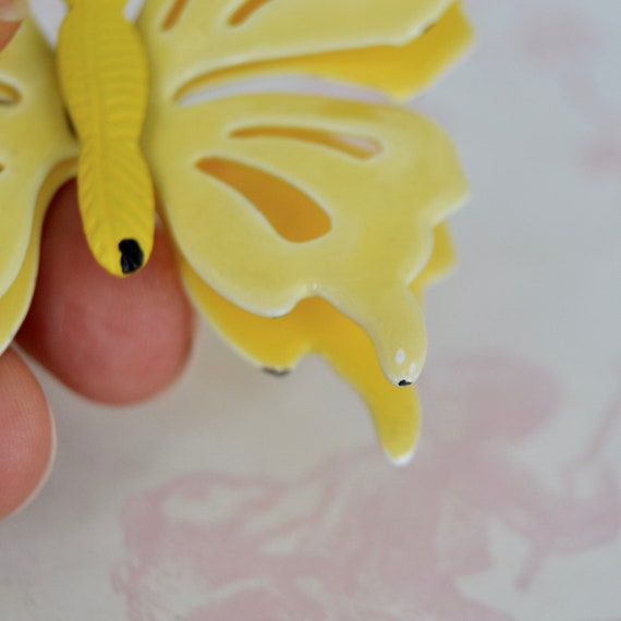 Vintage Yellow Enamel Metal Butterfly Brooch - image 5