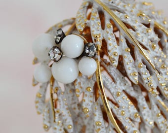 Broche Feuille Strass Blanc Sur Métal Doré - Sans Nickel - Neuf Avec étiquettes