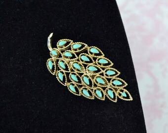 Vintage Leaf Brooch with Paint Enamel in Gold Tone Metal by Gerry's