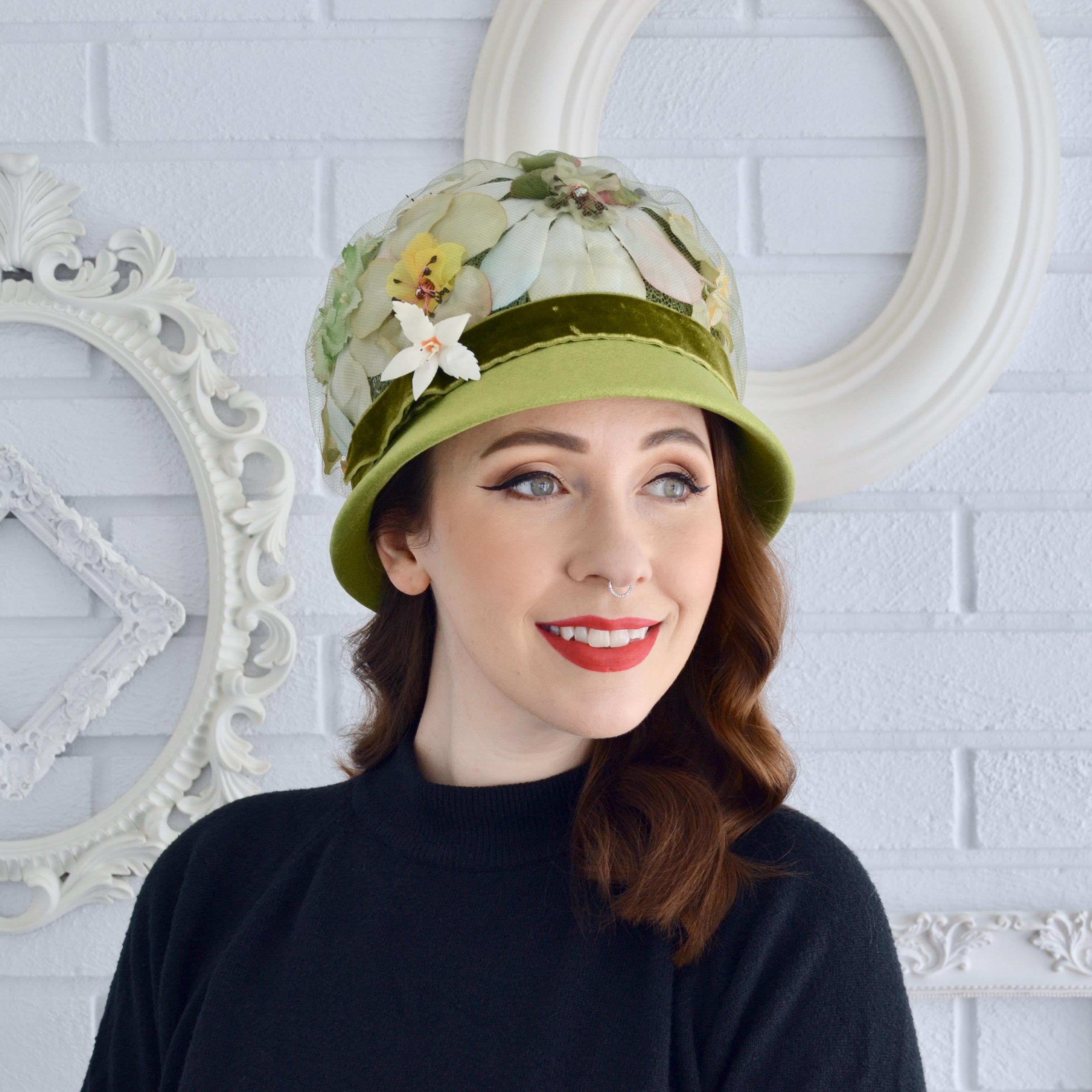 Vintage 1960s Green Hat With Fabric Flowers and Netting by  display picture 2