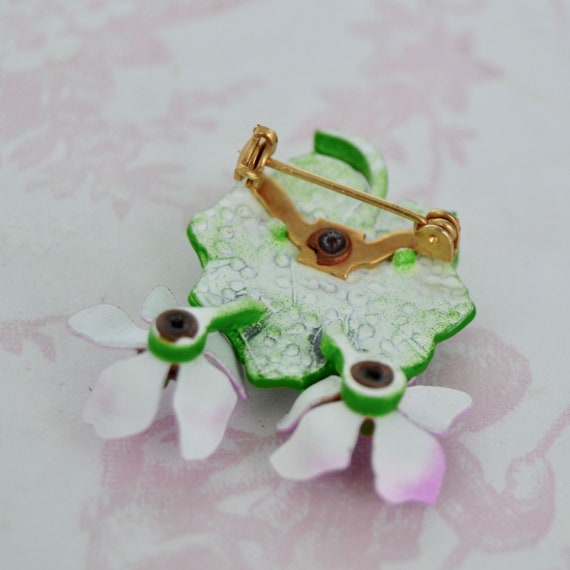 Vintage Lily Pad and Flowers Brooch Made of Metal… - image 6