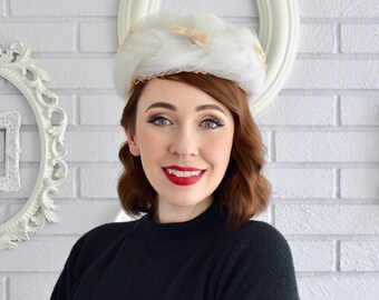 60s Ivory Velvet Bow Ring Hat Netting Bridal - Etsy display picture 3