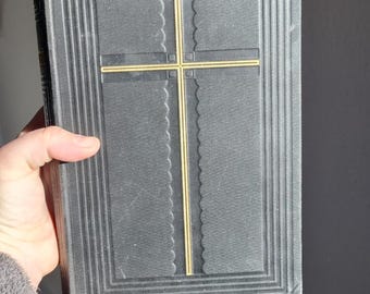 1933 Bible religious Antique book