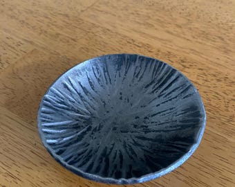 Handgeschmiedete 10 cm große Stahlschale #2
