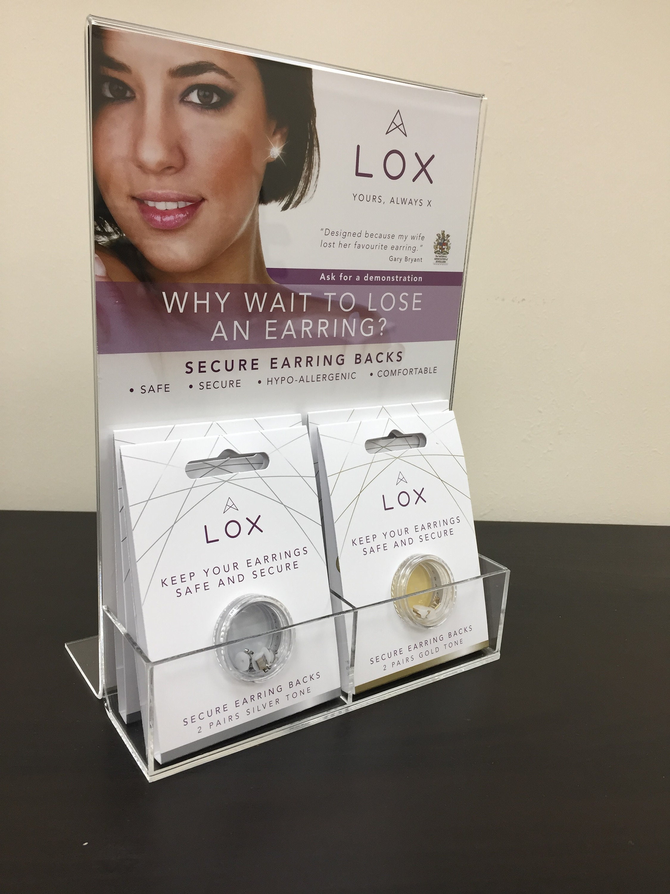 Lox Secure Locking Earring Backs for Women - Safe & Easy to Use  Hypoallergenic Earings - Ideal for All Stud Earrings - Pack of Two - Rose  Gold : Amazon.ae: Arts & Crafts