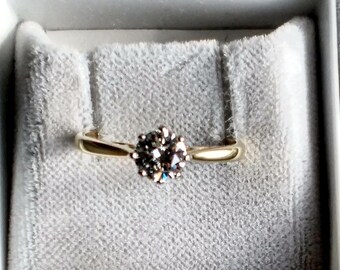 Anillo solitario de diamante vintage certificado para mujer de 0,54 quilates