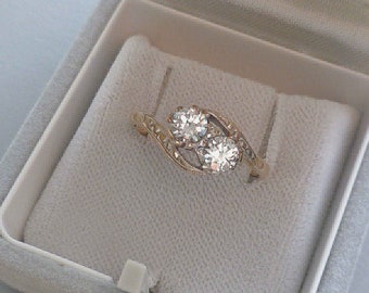 Anillo cruzado vintage de dos piedras para mujer engastado en metal amarillo marcado "18 plata"