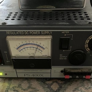 Daiwa Ps-400x gereguleerde gelijkstroomvoeding bank variabel 12v 40 amp