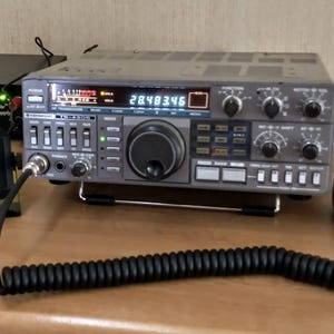 Kenwood TS430s All mode 160-10 meter Transceiver AM FMCW SSB