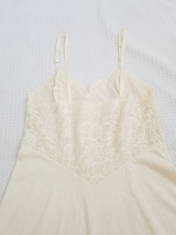 1960s Vintage Nylon White Lace Slip Dress Mini Dress Short Length 