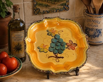 Hand-Painted Majolica Grape Serving Plate | Italica Ars, Scalloped Tuscan Pottery