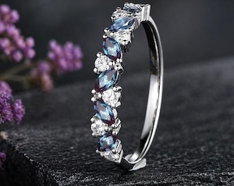 Anillo de boda de oro blanco antiguo con alejandrita talla marquesa y anillo de racimo de moissanita para mujer, anillo a juego de media eternidad, regalo personalizado para ella.
