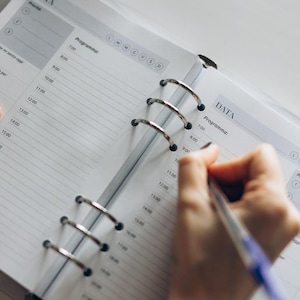 Planner giornaliero, formato A5, non datato, per agenda ad anelli