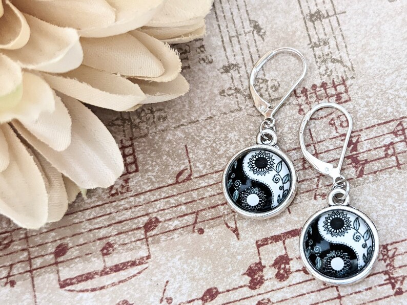 Sterling Silver Yin Yang Earrings, Sunflower Earrings Black and White, Daisy Jewelry Sustainable Earrings, Botanical Earrings Plant Mom Gift image 6