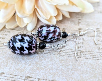 Sterling Silver Black and White Earrings Dangle, Houndstooth Earrings, Checkered Earrings Retro, Hypoallergenic, Mothers Day Gift for Mom