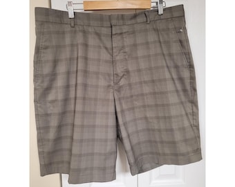 Walter Hagen Herr Bruna Rutiga Golfshorts Storlek 38 Platta Framtill Performance Stretch