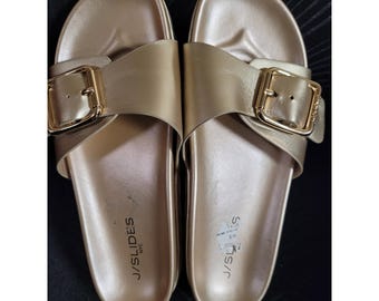 J/Slides NYC Womens Metallic Gold Buckle Platform Slide Sandals Summer Size 8