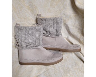 TOMS Nepal Boots Grey Suede Cable Knit Faux Fur Lined Ankle Booties Womens 6