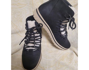 Cliffs by White Mountain Black NWT Faux Fur Lined Ankle Vegan Boots 7.5 M