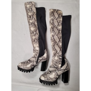 Womens Wild Diva Y2K BRATZ Inspired Faux Snake OTK Boots Chunky Platform Size 7