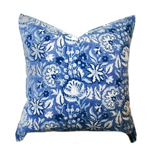 22x22 Blue and White Hand Block Print Pillow Cover // Botanical Pillow // Vintage Block Print Pillow // Modern Pillow // Farmhouse Decor