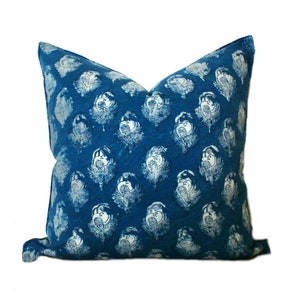 18x18 Indigo Hand Block Print Pillow Cover // Blue Pillow // Modern Pillow // Farmhouse Decor // Floral Accent Pillow // Bohemian Pillow