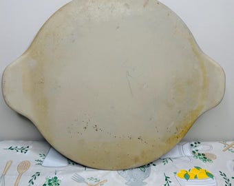 The Pampered Chef 15” Round Cookie Pizza Stone Pan With Handles Made in USA #1192