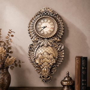 Reloj de pared barroco ornamentado, decoración victoriana de lujo, gran pieza de arte en madera dorada, regalo único para el hogar de estilo Regencia, reloj de gran impacto visual.