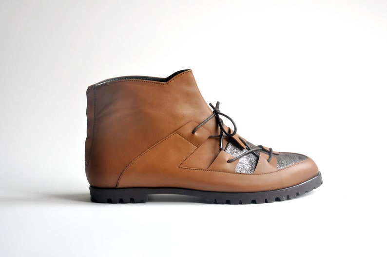 Maestory Collection Ginger Brown SHARKIE FREE SHIPPING Handmade Leather Women Boot