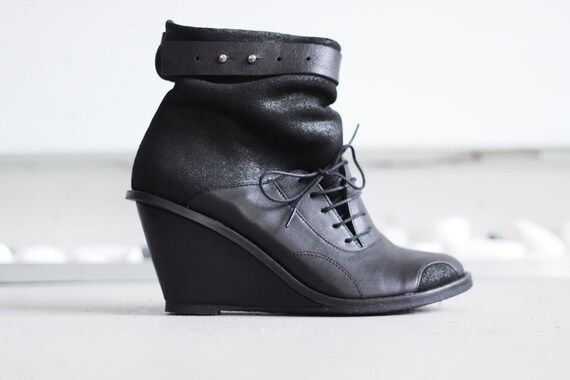 Tilda Bootie - Black - Handmade WoHommes Bootie winter sale price | Online Shop
Tilda Bootie - - - Black - Handmade WoHommes Bootie winter sale price | Online Shop
422f59
