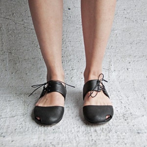 Flint - Black - FREE SHIPPING - Handmade Leather Women Flat Shoes with Summer Sale Price