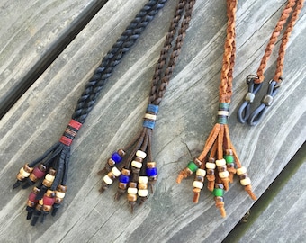 Cordón de piel de ciervo para gafas: cuero con flecos de cuentas