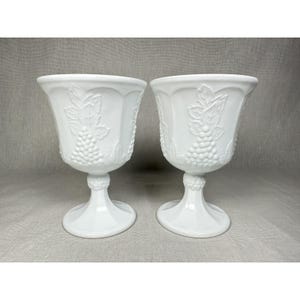 Indiana Kolonie Ernte Trauben Weiß Milchglas 8 oz. Wasser / Wein Kelche 2er Set