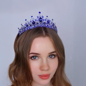 Blaue Kristall-Tiara, Königsblaue Krone, Prinzessin-blaue Krone, Saphir-Krone, blaue Brautkrone, blaue Hochzeits-Tiara, Abschlussball-Krone, Festzug-Tiara