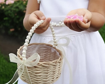 Wicker Flower Girl Basket, Wedding Flower Girl Basket, Bridal Flower Basket, Wicker Wedding Basket, Ceremony Flower Basket, Petal Basket