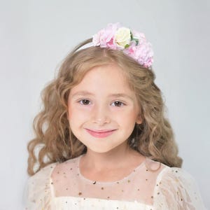 White headband flower girl, Toddler flower headband, Kids floral headband,Baby girl headband,Flower crown for girls,Flower girl head flowers