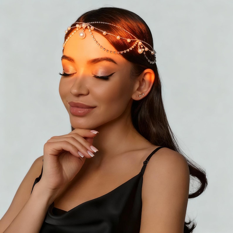 Chaîne de front en perles et strass