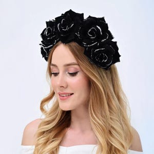 Black flower headband, Gothic headpiece, Halo crown black, Black flower headpiece, Black flower crown, Gothic wedding head accessories