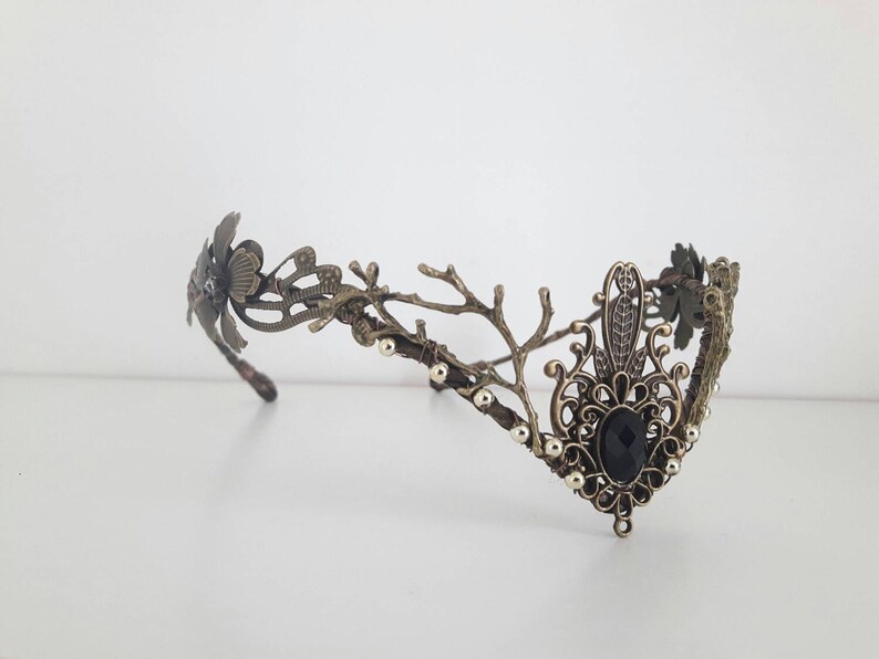 Handmade Woodland Elf Tiara: Bridal Fairy Crown Headpiece image 4