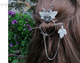 Pelo de ciervo Barrette palo con cadenas. Broche de bosque de invierno