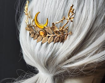 Bridal Hair Comb with Moon, Gold Wedding Hair Piece with Custom Stone