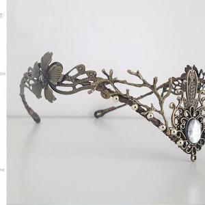 Handmade Woodland Elf Tiara: Bridal Fairy Crown Headpiece image 1