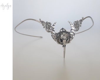 pagan crown moon and crow - goddess crown - gothic crown - moon tiara - raven jewelry - pagan headpiece - moon headpiece - moon headband