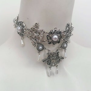 choker necklace, silver renaissance necklace, cosplay necklace